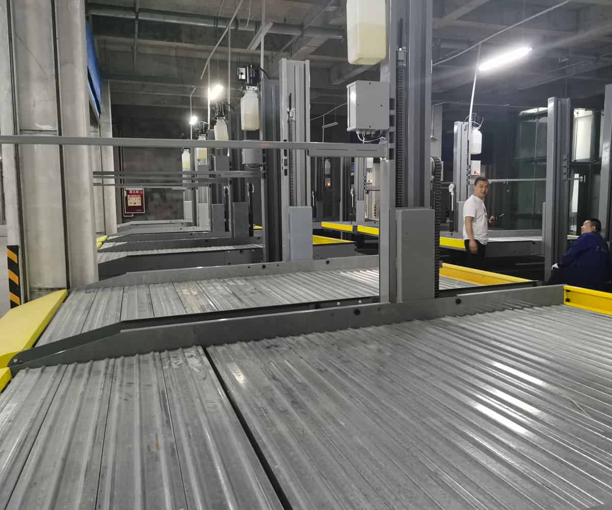 停車難用升降橫移類停車設(shè)備